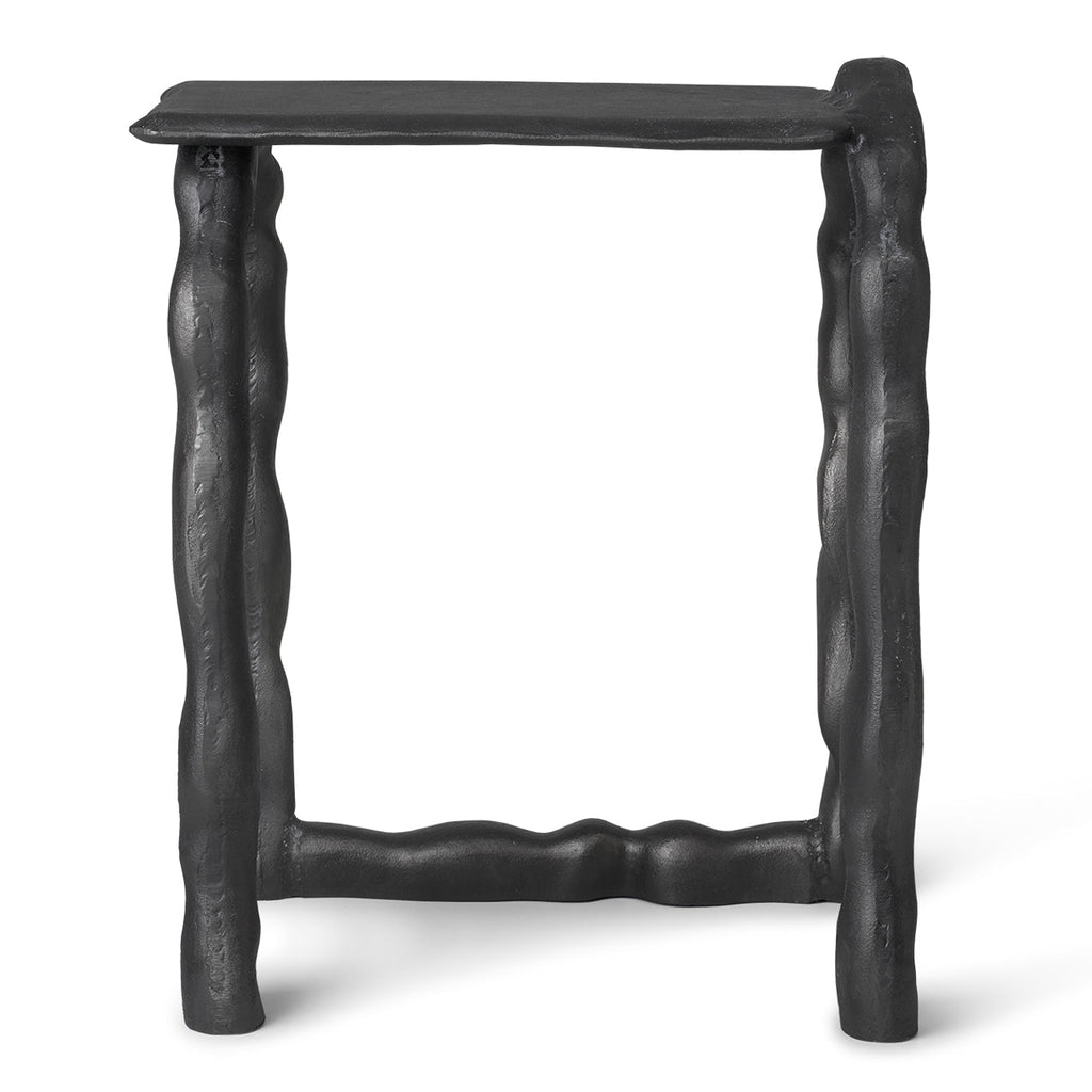 Table d'appoint sculpturale en aluminium recyclé, avec pieds bouclés organiques, pour l'intérieur et et l'extérieur