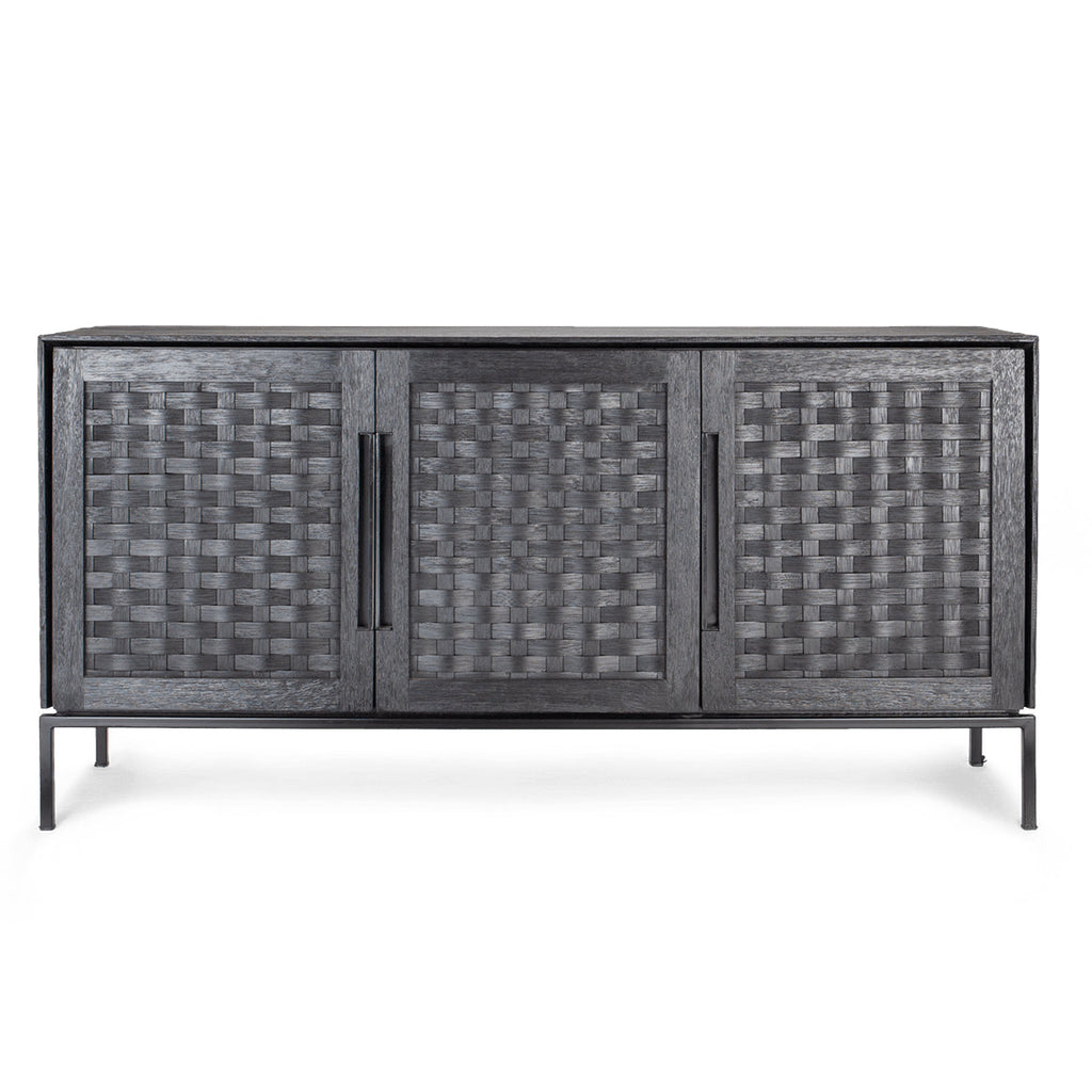 Commode basse vintage industrielle en bois recyclé et rotin avec 3 portes tissées pour salon