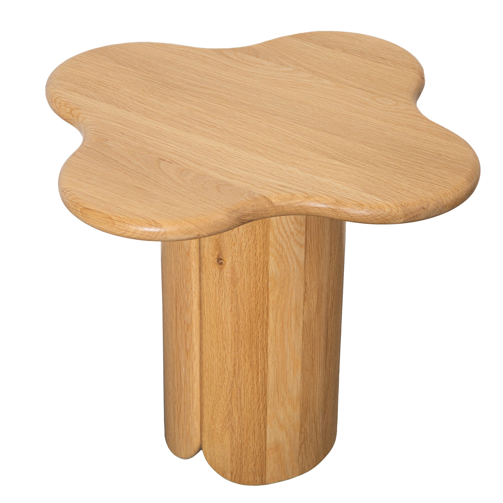 Table de chevet en chêne blanc scandinave avec forme compacte et épurée pour chambre à coucher