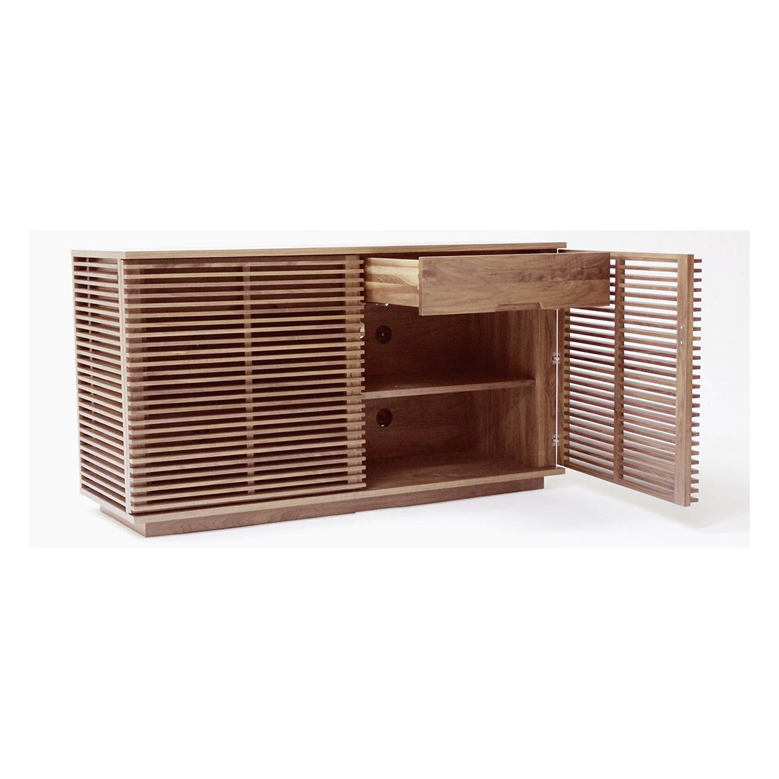 Buffet à lattes en bois d'inspiration naturelle avec 2 portes et étagères réglables pour le salon